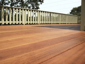 Oak Mesa Pl Hardwood deck